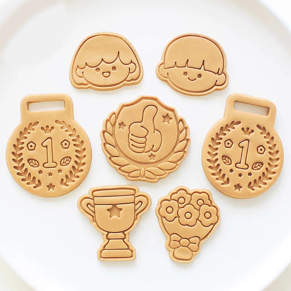 Medals Trophies Cookie Cutters - Commercial Kitchen Items ulasan dan harga